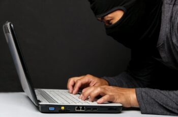 Online Fraud, internet phishing scams, online shopping scams